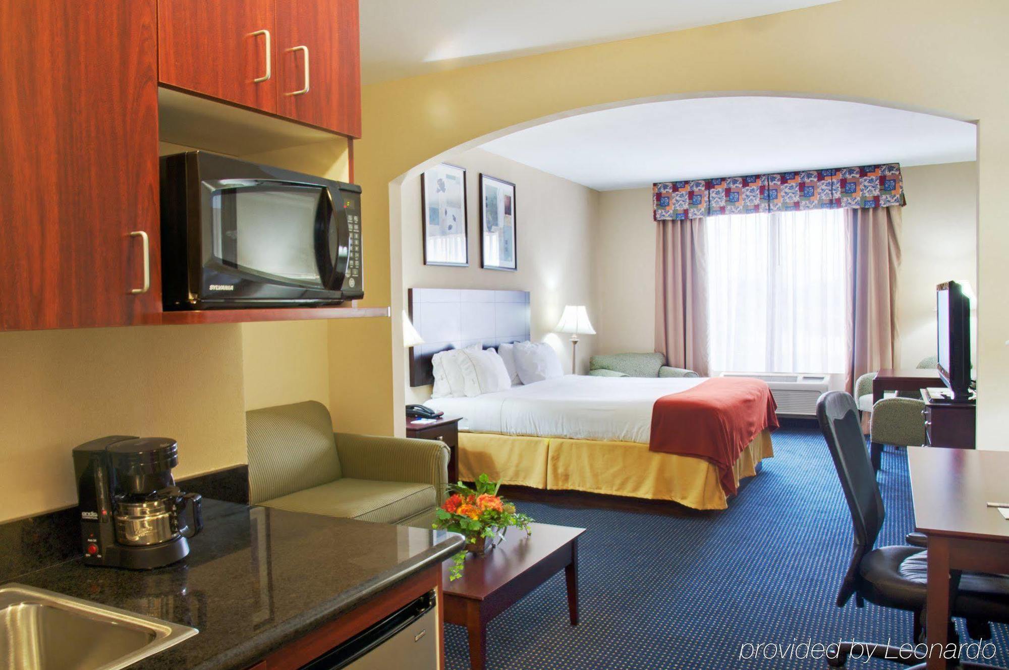 Holiday Inn Express Hotel And Suites Orange, An Ihg Hotel Habitación foto